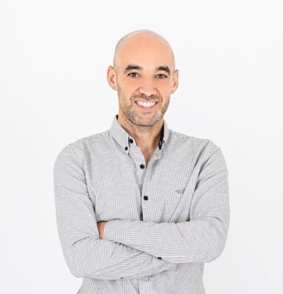 Rafael Redondo González, Terapeuta y Escritor